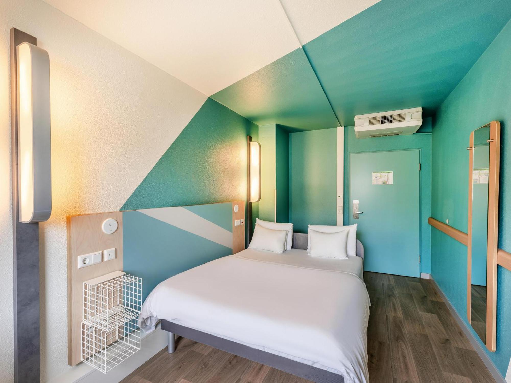 B&B Hotel Koeln-Porz Εξωτερικό φωτογραφία