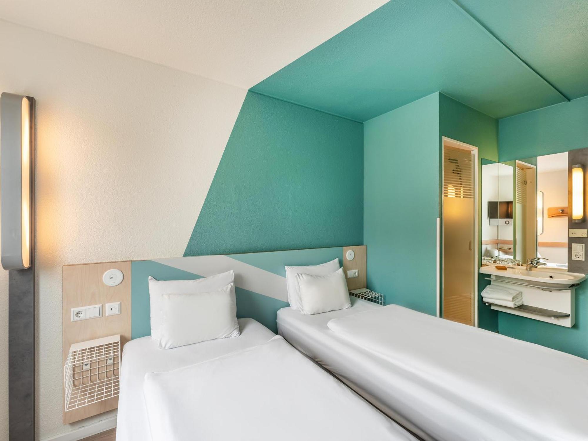 B&B Hotel Koeln-Porz Εξωτερικό φωτογραφία