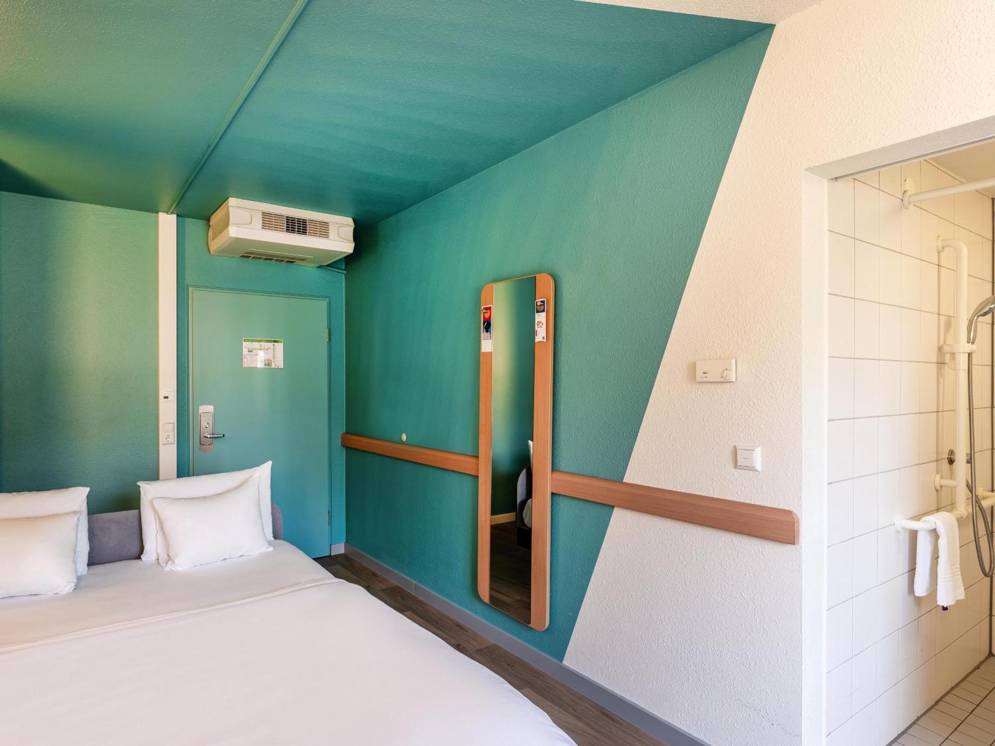 B&B Hotel Koeln-Porz Εξωτερικό φωτογραφία