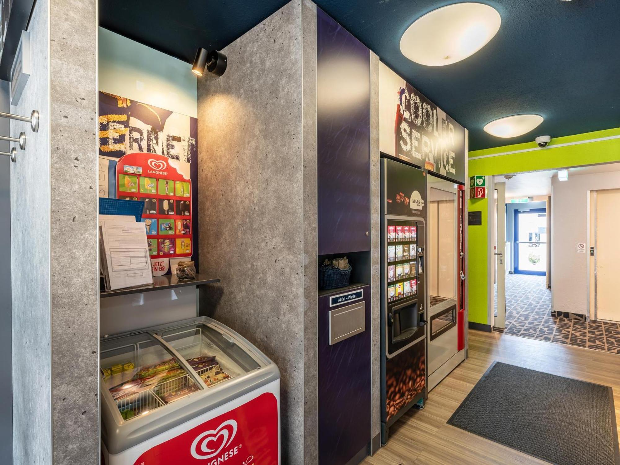 B&B Hotel Koeln-Porz Εξωτερικό φωτογραφία